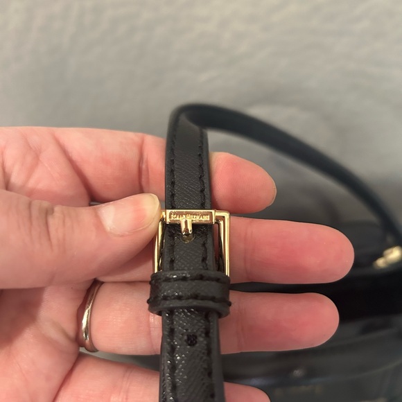 Isaac Mizrahi Valerie Black Convertible Handbag - Picture 8 of 9